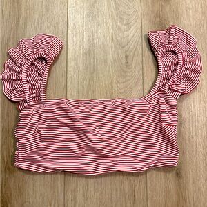 Albion Fit flutter sleeve crop swim top!